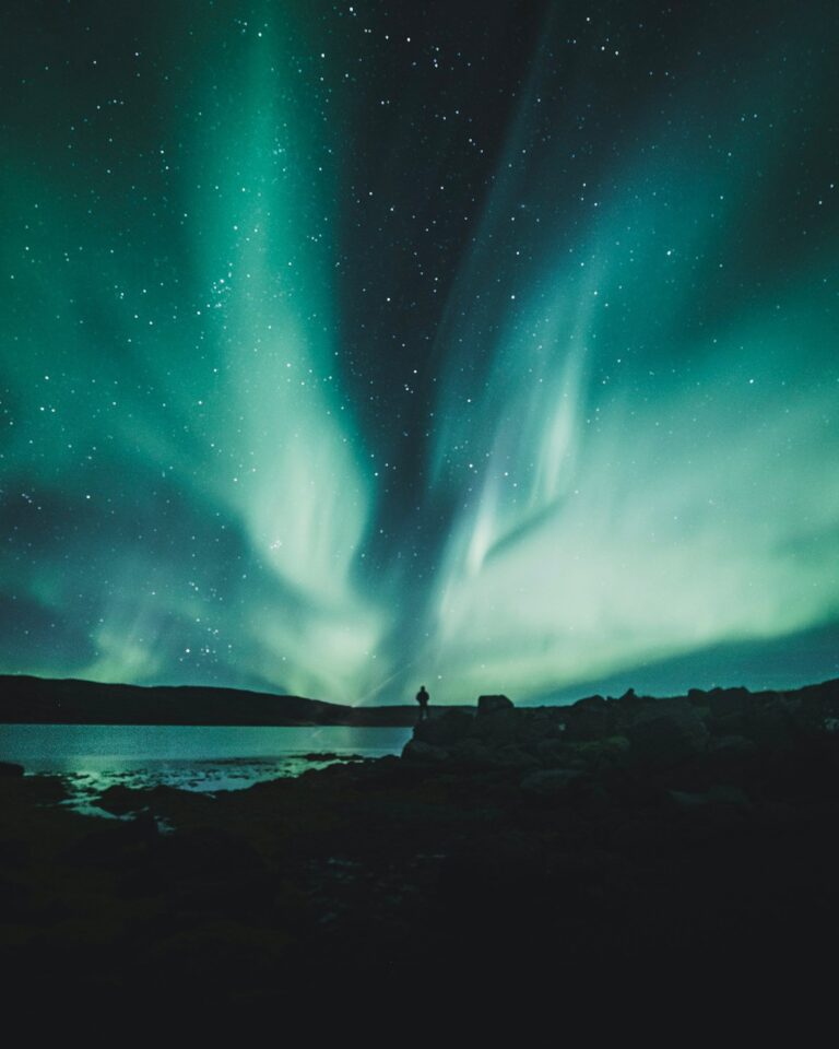 Nordic Solitude: Winter Light and Modern Craft in the Lofoten Archipelago